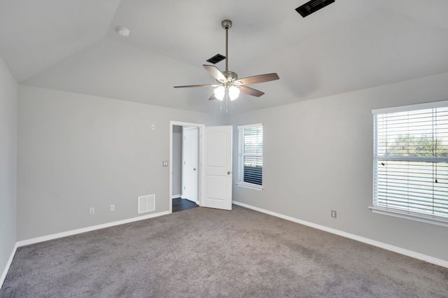 904 Martin, Italy, TX 76651