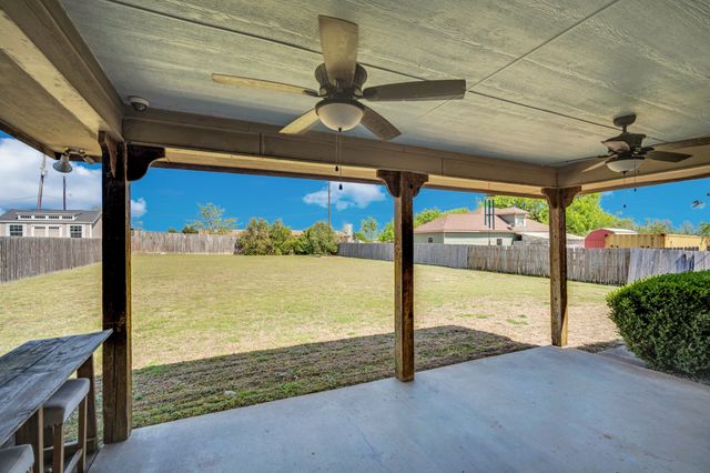 904 Martin, Italy, TX 76651