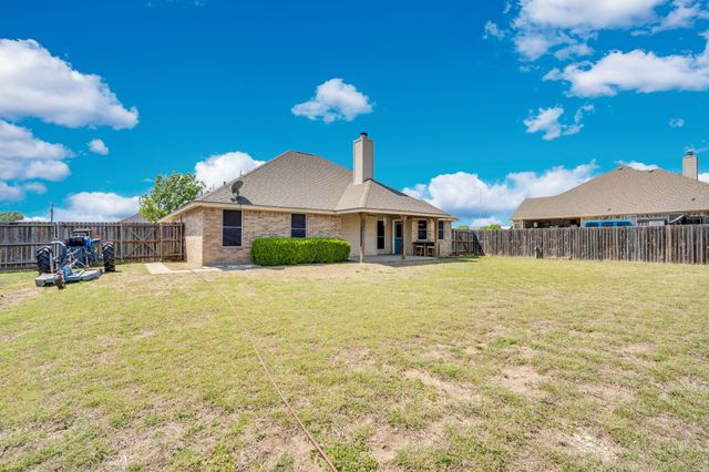 904 Martin, Italy, TX 76651