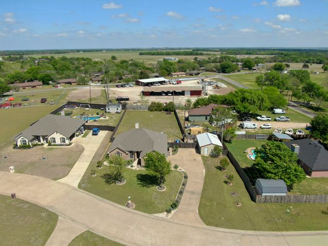 904 Martin, Italy, TX 76651