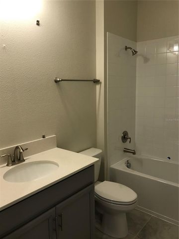 11124 LONGLEAF WOODS DRIVE, Orlando, FL 32832