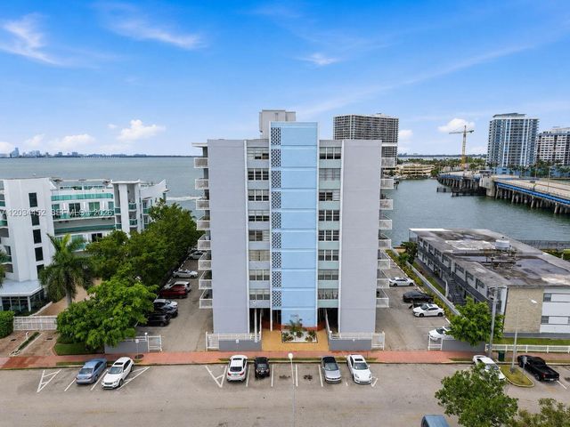 2016 Bay Dr 504, Miami Beach, FL 33141