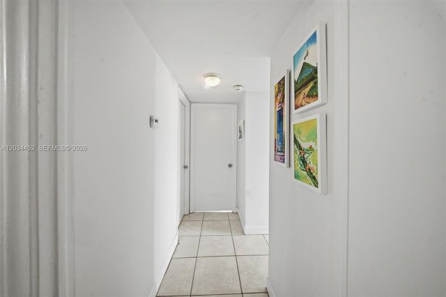 2016 Bay Dr 504, Miami Beach, FL 33141