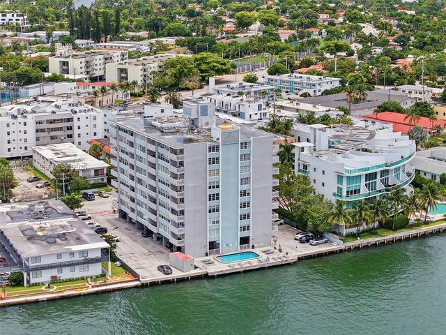 2016 Bay Dr 504, Miami Beach, FL 33141