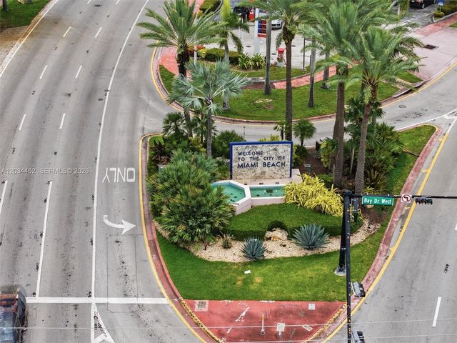 2016 Bay Dr 504, Miami Beach, FL 33141