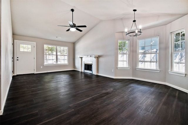 2411 Choctaw Street, Bentonville, AR 72712