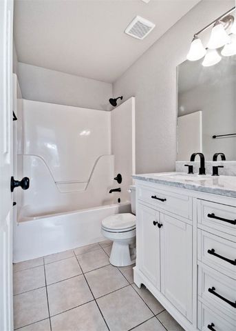 2411 Choctaw Street, Bentonville, AR 72712