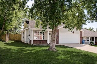 2411 Choctaw Street, Bentonville, AR 72712