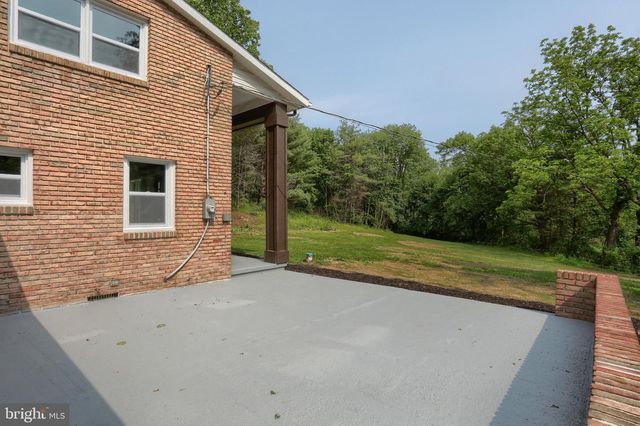 26 SWALM LN, Jonestown, PA 17038