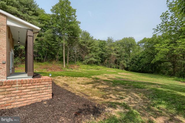 26 SWALM LN, Jonestown, PA 17038
