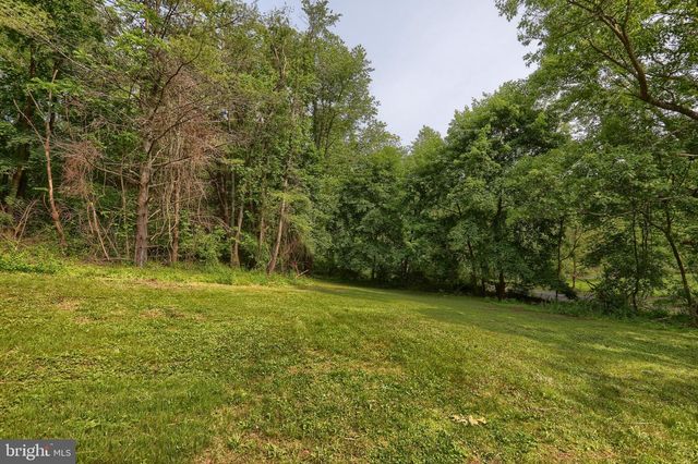 26 SWALM LN, Jonestown, PA 17038