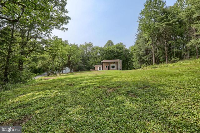 26 SWALM LN, Jonestown, PA 17038
