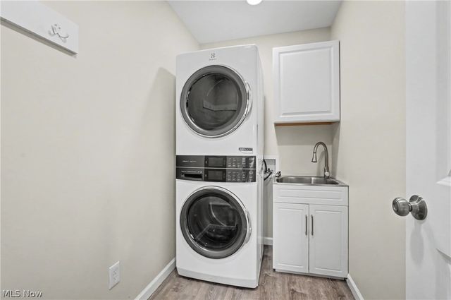 1444 Buckeye Circle, Salem, OH 44460