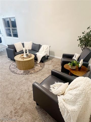 1444 Buckeye Circle, Salem, OH 44460