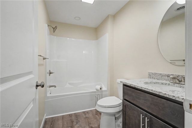 1444 Buckeye Circle, Salem, OH 44460