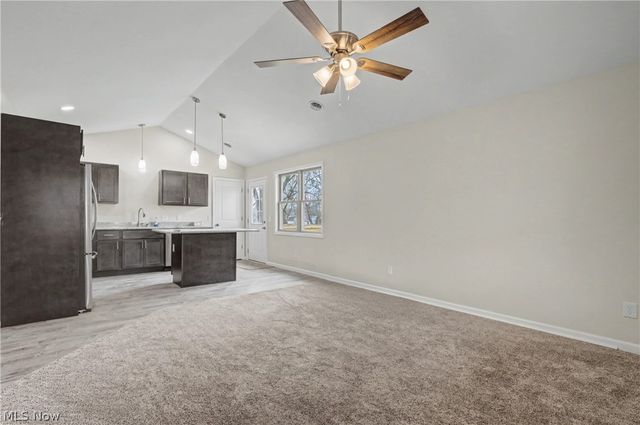 1444 Buckeye Circle, Salem, OH 44460