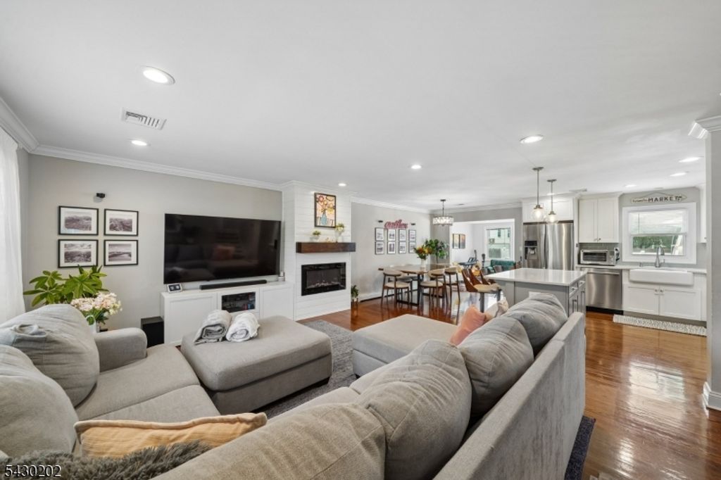 717 Prospect Ave, West Orange Twp., NJ 07052 — exterior