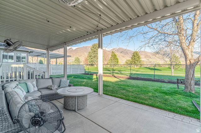 777 E APPLE BLOSSOM WAY, Fruit Heights, UT 84037