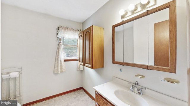 163 PRATTS BRANCH RD, Felton, DE 19943