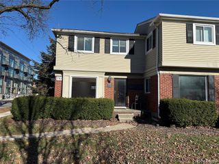 1111 Holland Street, Birmingham, MI 48009