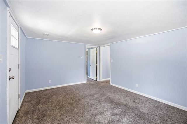 2015 S Ash Avenue, Independence, MO 64052