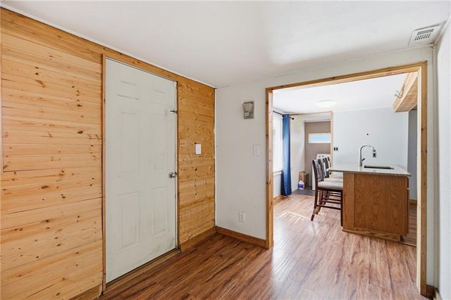 2015 S Ash Avenue, Independence, MO 64052