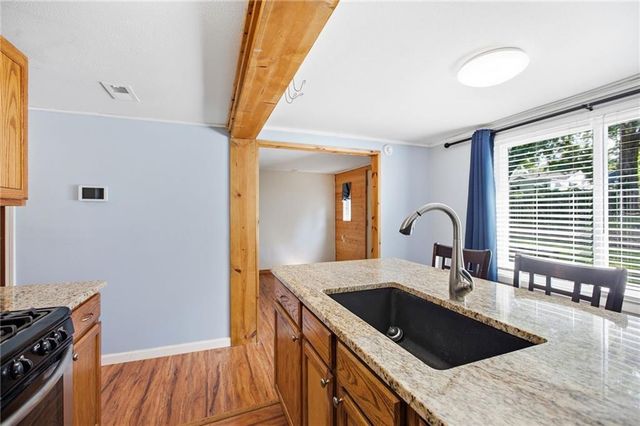 2015 S Ash Avenue, Independence, MO 64052