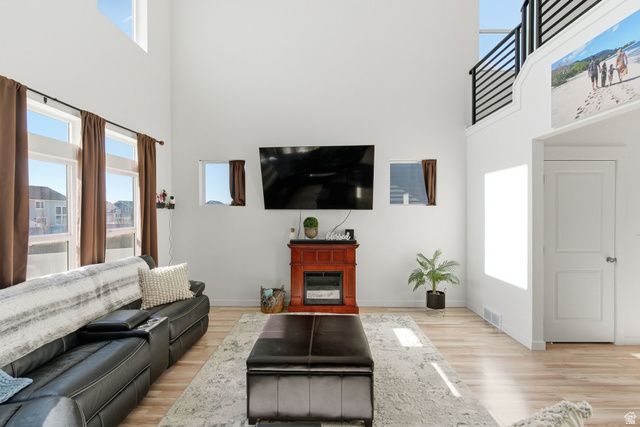 732 E STONEBRIAR DR, Eagle Mountain, UT 84005