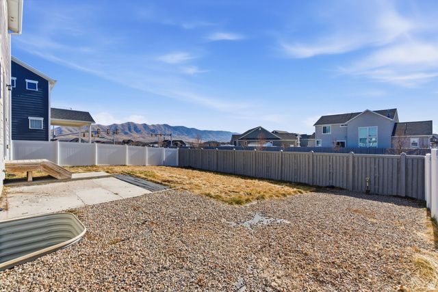 732 E STONEBRIAR DR, Eagle Mountain, UT 84005