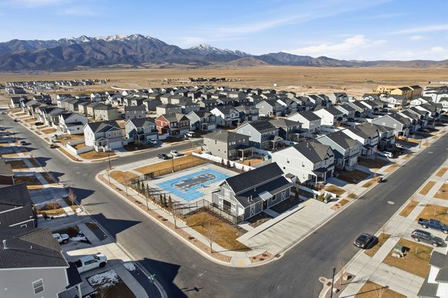 732 E STONEBRIAR DR, Eagle Mountain, UT 84005