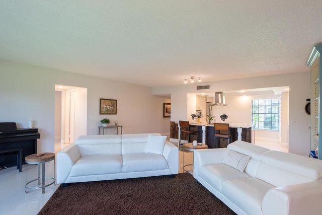 9130 SE Riverfront Terrace L, Tequesta, FL 33469