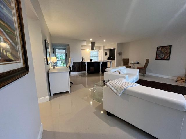 9130 SE Riverfront Terrace L, Tequesta, FL 33469