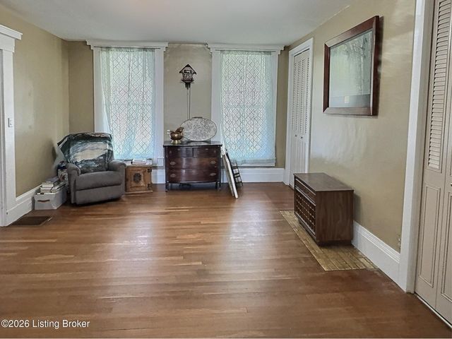 505 Union St, Ghent, KY 41045