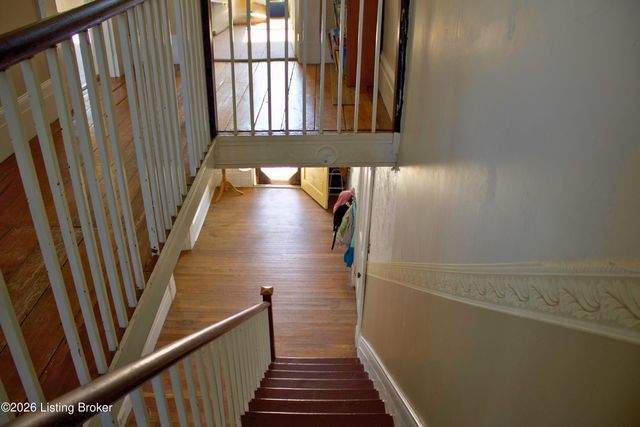 505 Union St, Ghent, KY 41045