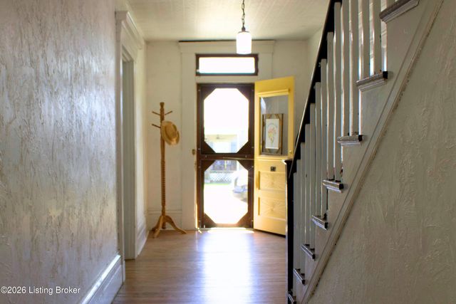 505 Union St, Ghent, KY 41045