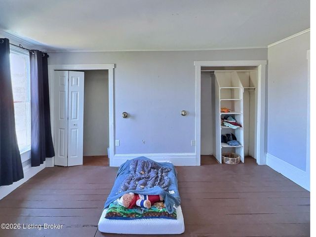 505 Union St, Ghent, KY 41045