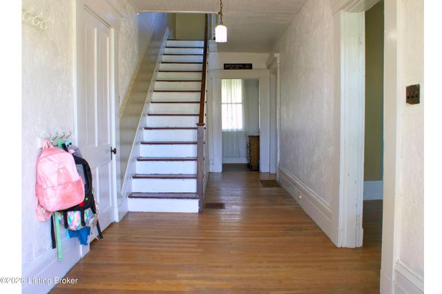 505 Union St, Ghent, KY 41045