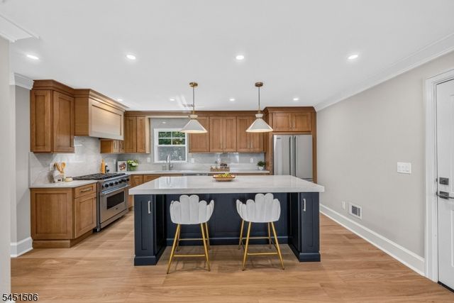 12 Weber Rd, West Orange Twp., NJ 07052