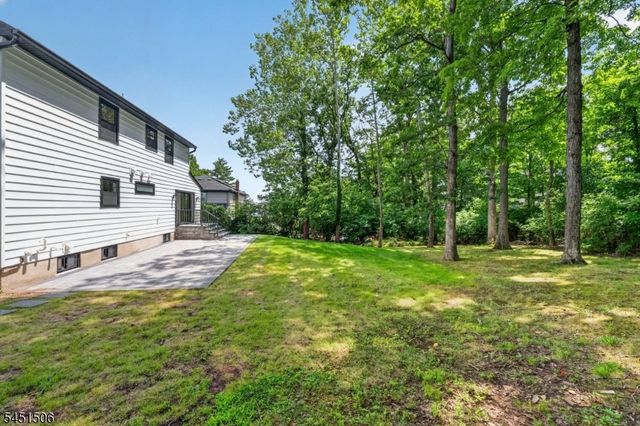 12 Weber Rd, West Orange Twp., NJ 07052
