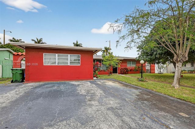 6861 SW 1st Court, Pembroke Pines, FL 33023
