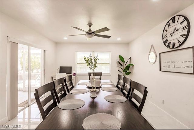 96 Wickliffe DR, Naples, FL 34110