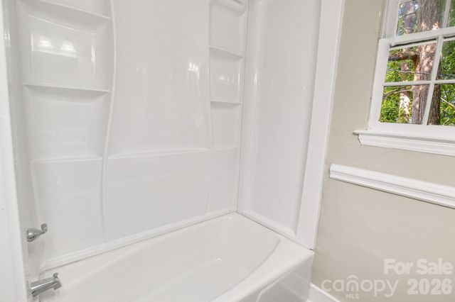 3637 Glenville Avenue, Charlotte, NC 28215