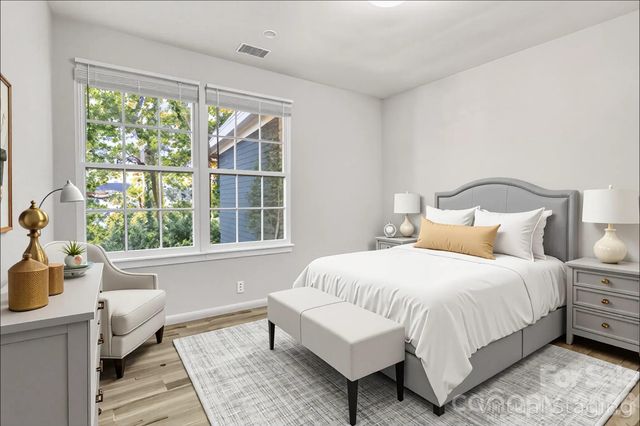 3637 Glenville Avenue, Charlotte, NC 28215