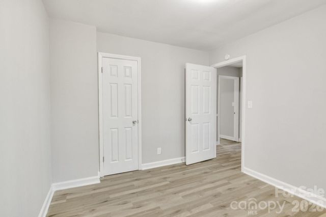 3637 Glenville Avenue, Charlotte, NC 28215