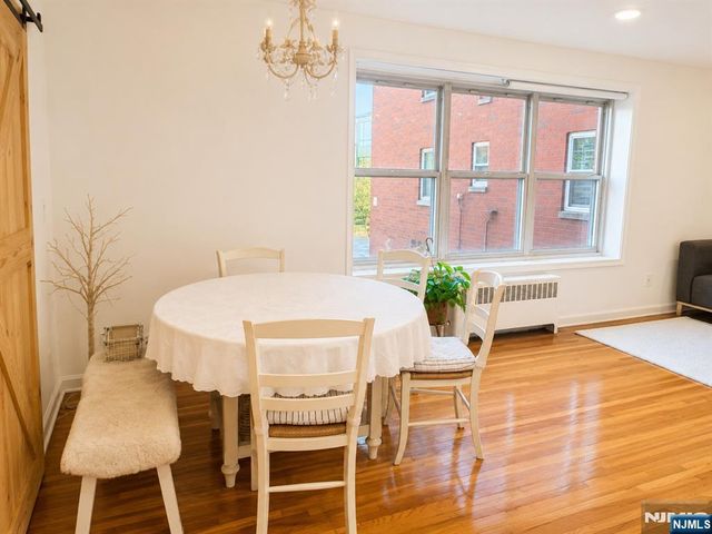 2350 Linwood Avenue 1G, Fort Lee, NJ 07024
