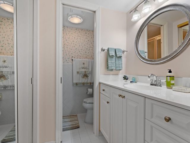 4141 Ocean Drive 402, Vero Beach, FL 32963