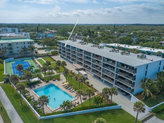 4141 Ocean Drive 402, Vero Beach, FL 32963
