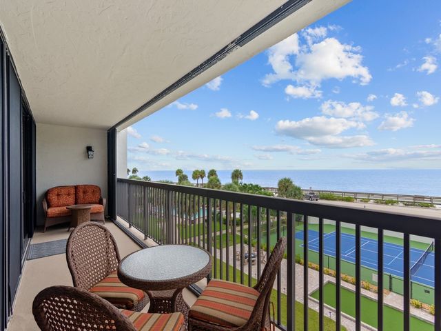 4141 Ocean Drive 402, Vero Beach, FL 32963