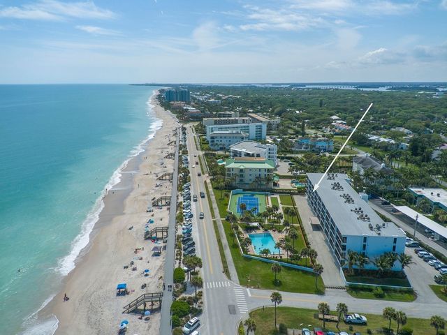 4141 Ocean Drive 402, Vero Beach, FL 32963