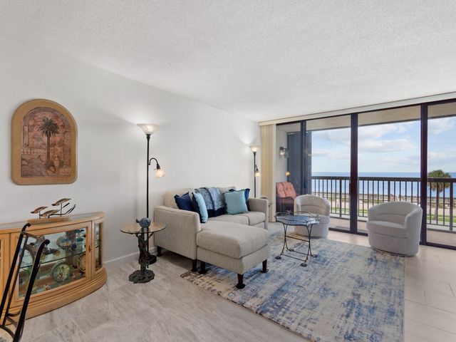 4141 Ocean Drive 402, Vero Beach, FL 32963